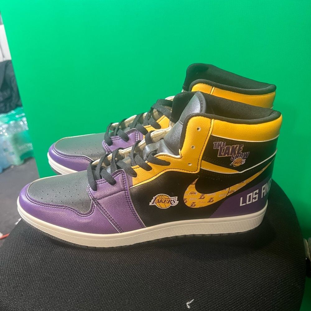 Mens Lakers Themed High-Top Sneakers